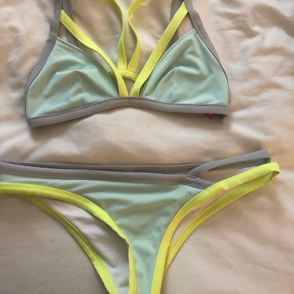 Victoria’s Secret Cut Out Bikini